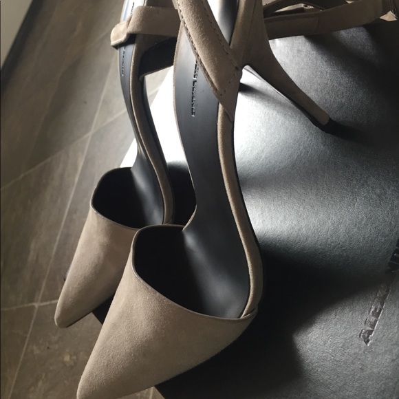 Alexander Wang - Picture 7 of 8